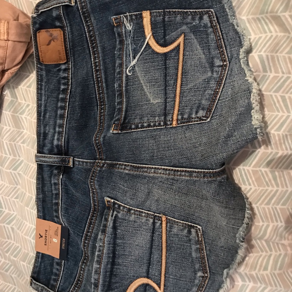 American Eagle low rose shorts! I have a size 8&6